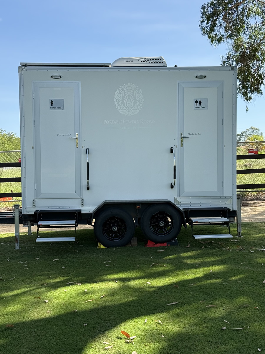 Luxury Twin Toilet Hire On Site Luxury Twin Toilet Hire On Site